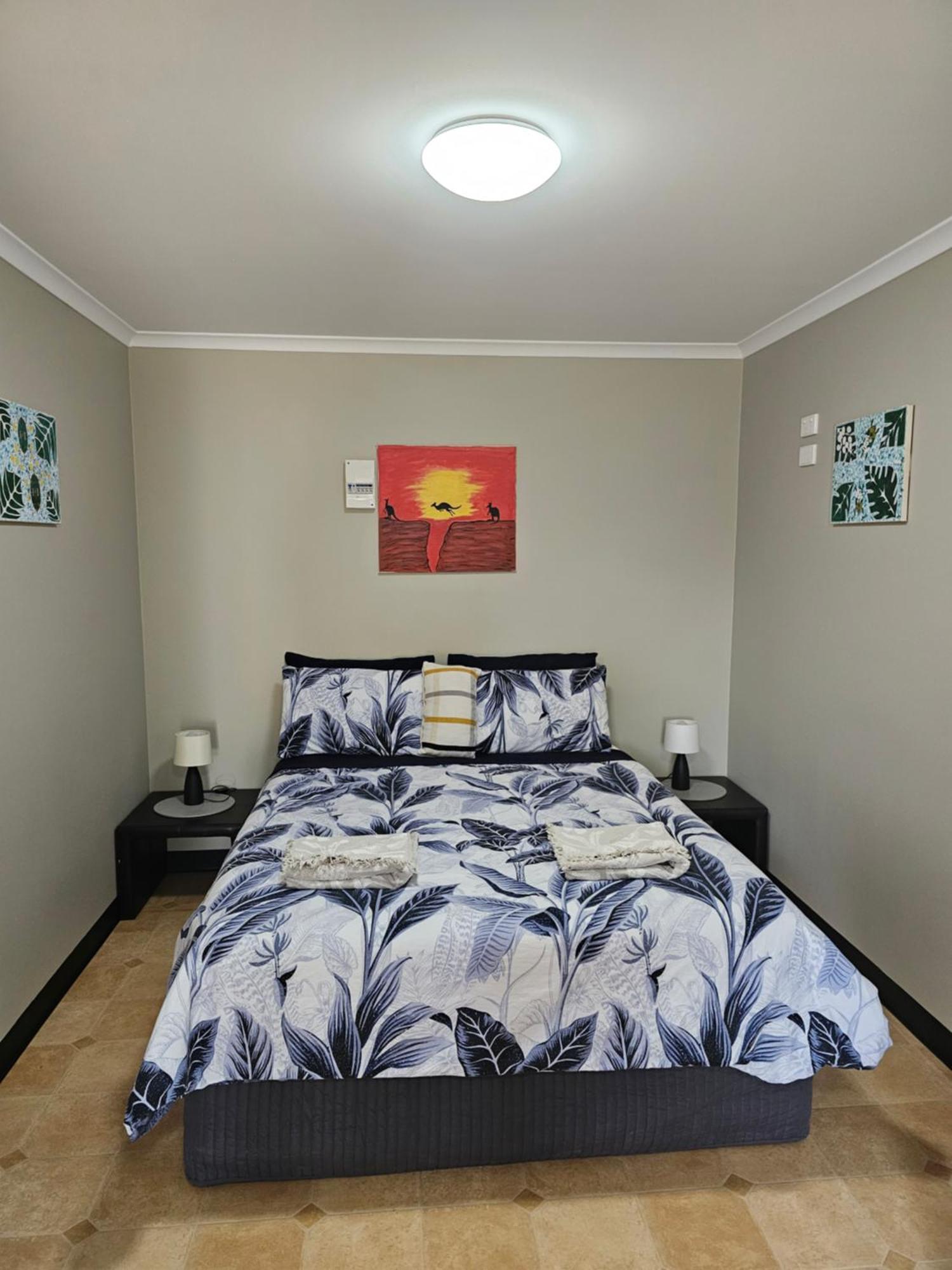 Almost Off Grid Tranquillity Katherine Room photo